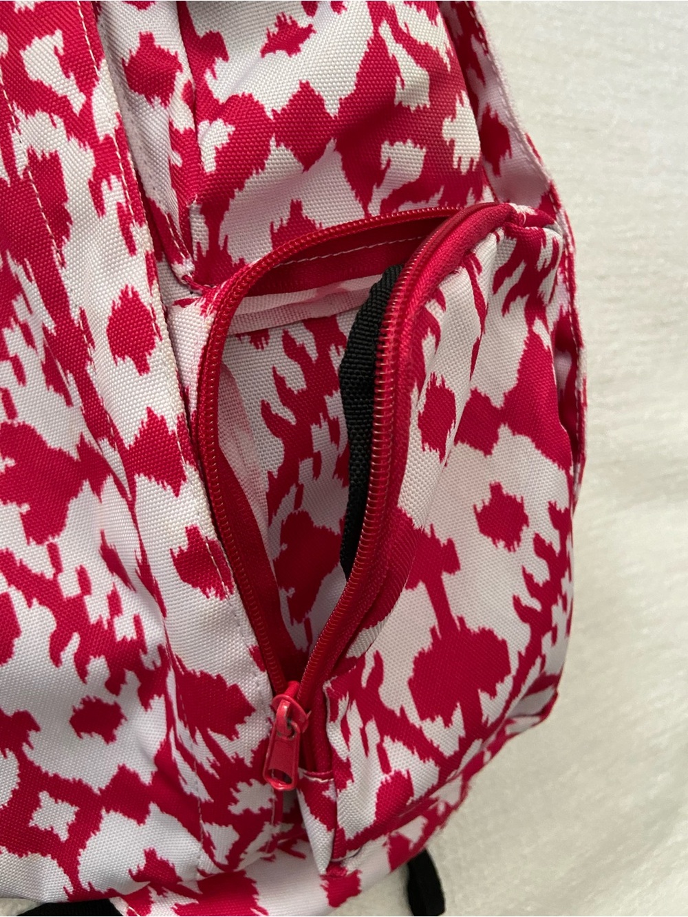 Kavu Pink Ikat Sling Bag - Women's Crossbody Pack Multiple Compartments - Picture 4 of 12
